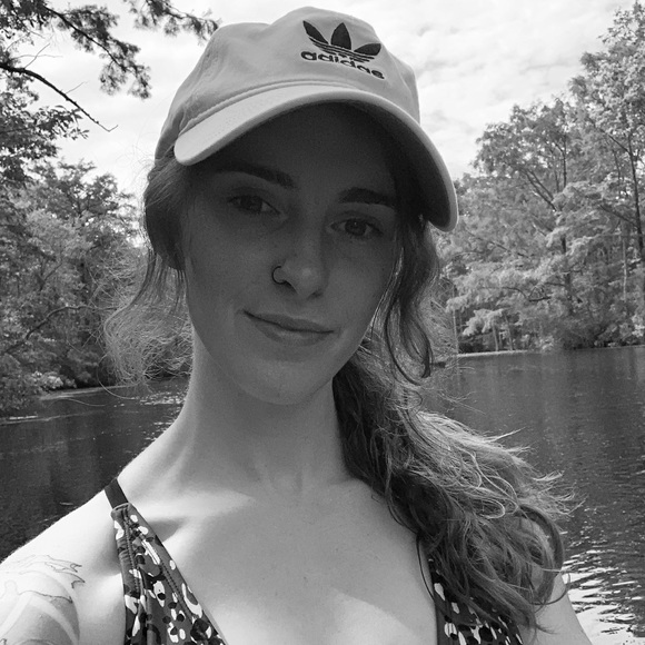 Meet your Posher, Jacquelyn - Picture 1 of 1